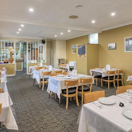 Cootamundra Gardens Motel Bagian luar foto