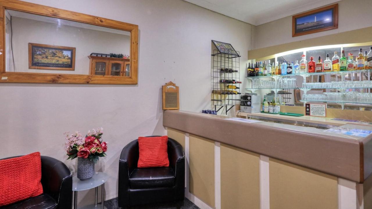 Cootamundra Gardens Motel Bagian luar foto